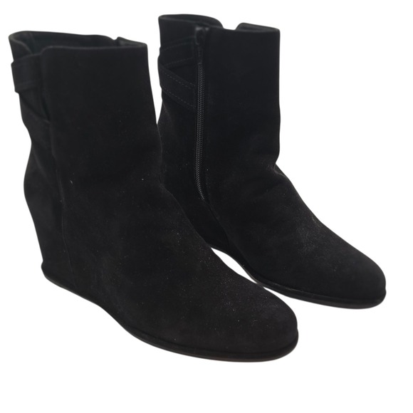 Stuart Weitzman Suede Wedge Ankle Boots Women's 8N Black Spain Minimalist Urban - Picture 9 of 10
